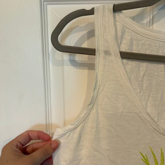 Old Navy Pineapple Relaxed Racerback Tank White Small - Picture 6 of 8
